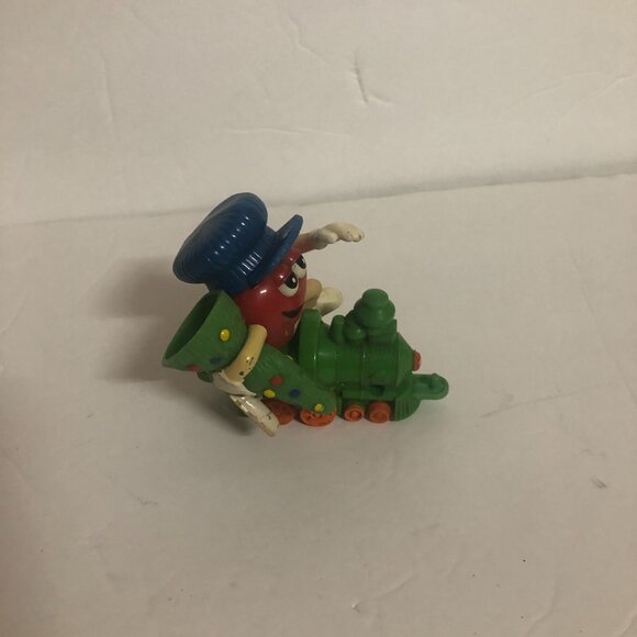 Christmas M&M’s Train - Picture 5 of 6